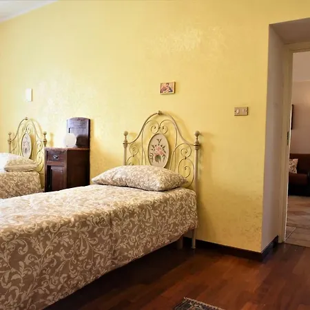 別荘 Il Paradiso Dei Nidi ジョーイア・デル・コッレ